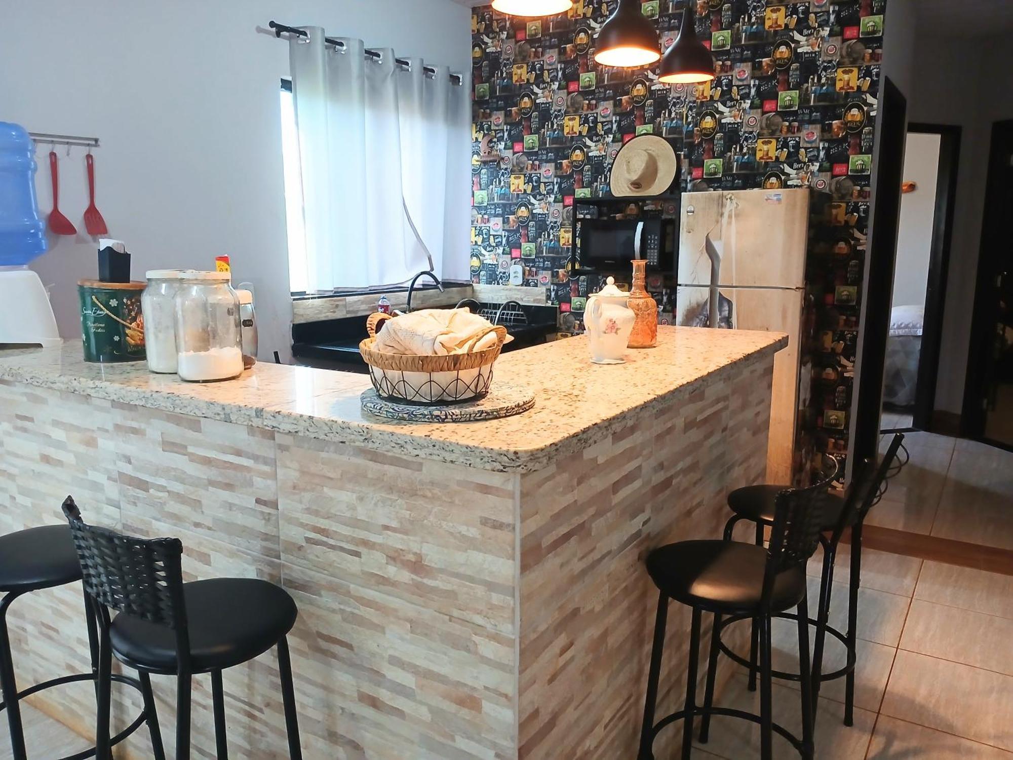 Casa Com Spa De Hidro, Aquecedor E Cromoterapia A 1,0 Km Do Centro Chapada dos Guimarães Exterior foto