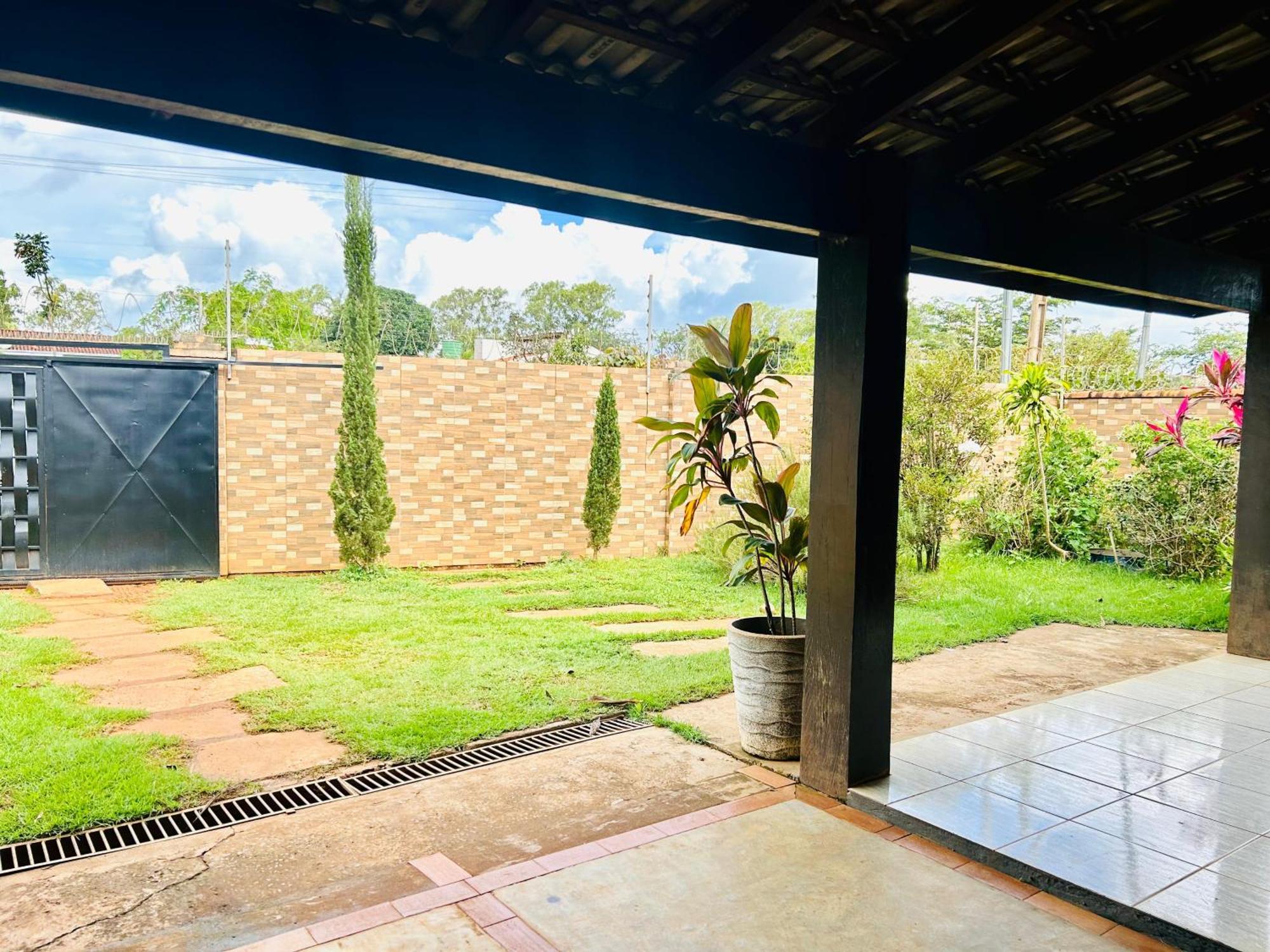 Casa Com Spa De Hidro, Aquecedor E Cromoterapia A 1,0 Km Do Centro Chapada dos Guimarães Exterior foto